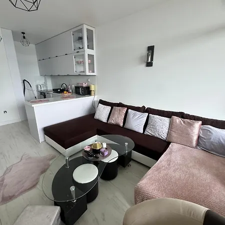 Апартаменты Apartament Z Widokiem Na Jezioro Хажуковы