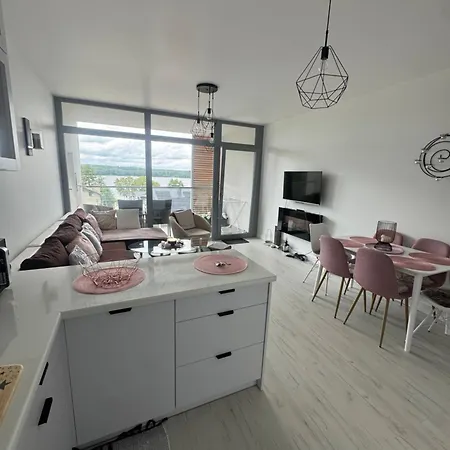 Апартаменты Apartament Z Widokiem Na Jezioro Хажуковы