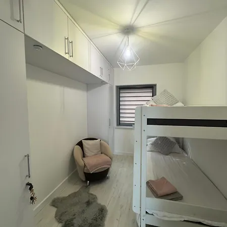Apartament Z Widokiem Na Jezioro Хажуковы